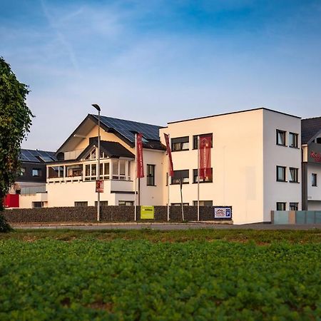 Hotel am Stadtrand Ostfildern Exterior foto